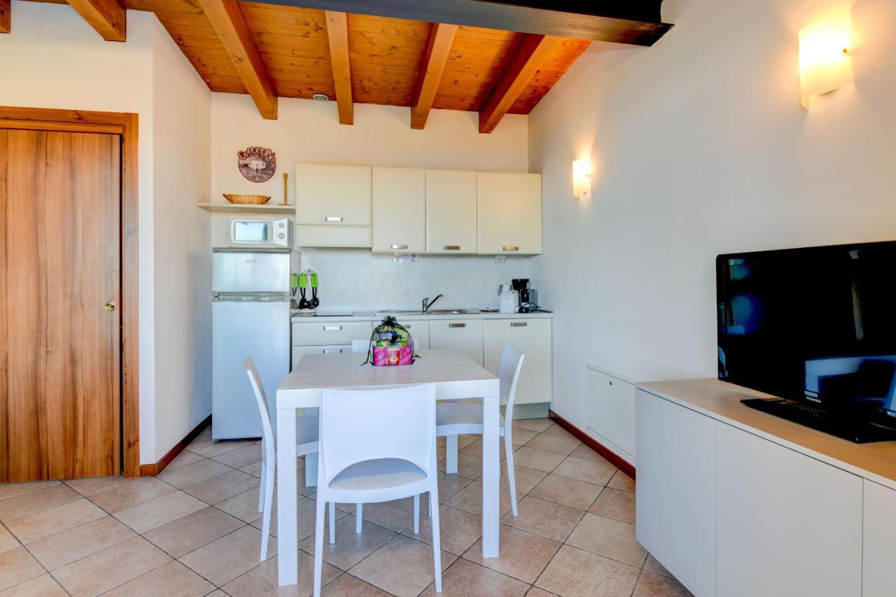 Relais Rosa Dei Venti -Ciao Vacanze- Moniga del Garda Exteriör bild
